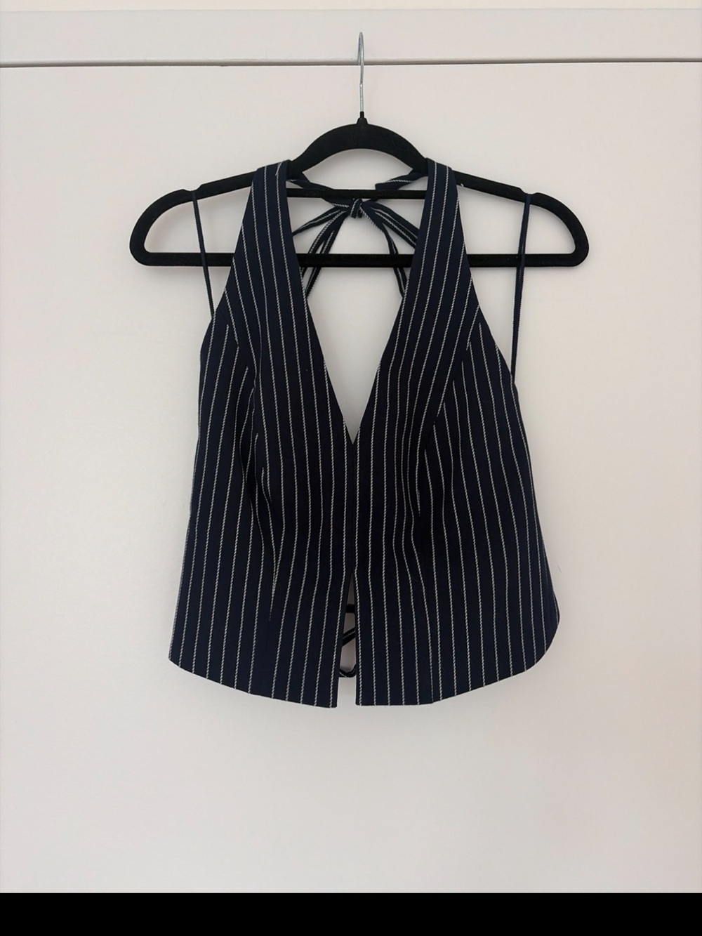 NWT Abercrombie & Fitch Navy and White Pinstripe Halter Tank Top